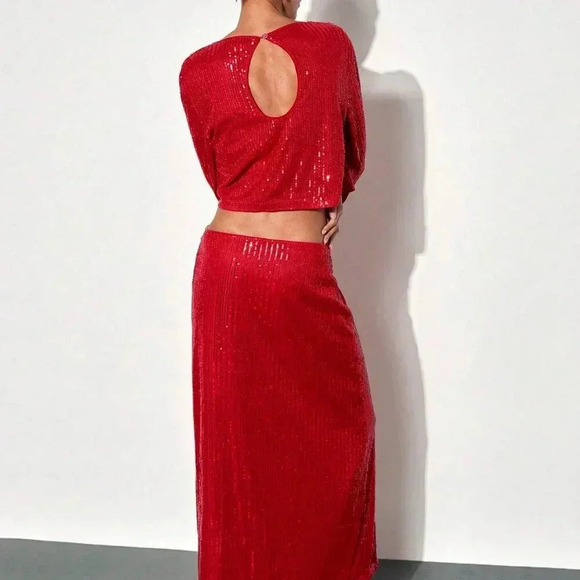 Red Party Women's Elegant Sparkling Sequin Side Slit Dress Set - Picture 3 of 6